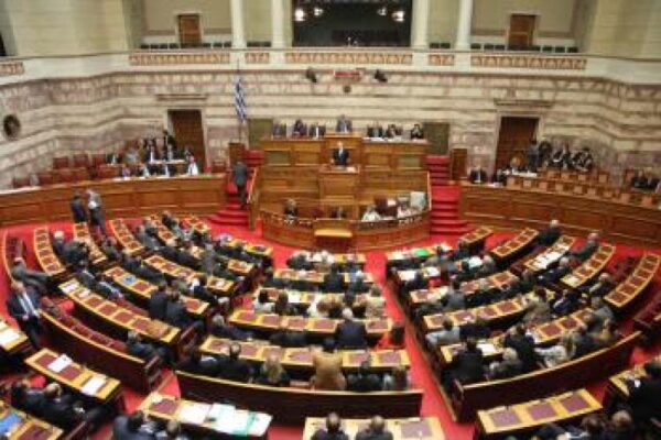 Ακατάλληλος και επικίνδυνος για τους μαθητές ο προαύλιος χώρος (παιδική χαρά) του 5ου Νηπιαγωγείου Διαβατών
