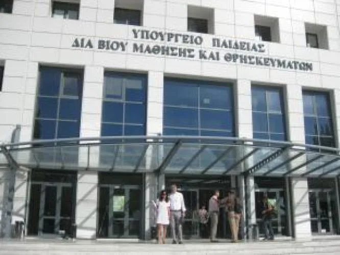 Υπ. Παιδείας: Προσλήψεις  60% επιτυχόντες ΑΣΕΠ και 40% αναπληρωτές