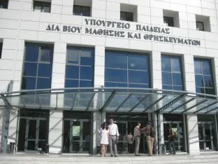 Πιθανή η επανεξέταση όλων των μετατάξεων από την αρχή με διαφανή και μετρήσιμα κριτήρια