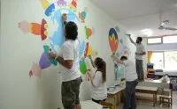 «Ζωγράφοι σε δράση» ομορφαίνουν σχολεία