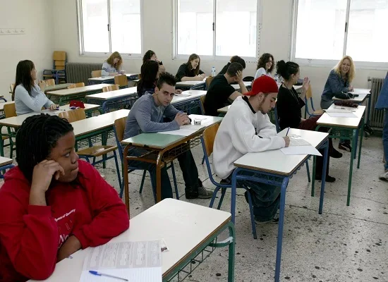 Πως κατανέμονται οι θέσεις των εισακτέων και σε ποιο Τμήμα είχαμε τροποποίηση