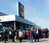 Tεράστια κοροιδία των LIDL στους Έλληνες καταναλωτές με τα αρνιά (ΦΩΤΟ)