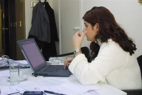 Επίδομα μητρότητας και στις αυτοαπασχολούμενες εργαζόμενες γυναίκες