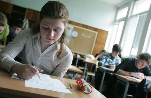 Αλλάζουν τον τρόπο κατανομής των διδακτικών ωρών στους εκπαιδευτικούς