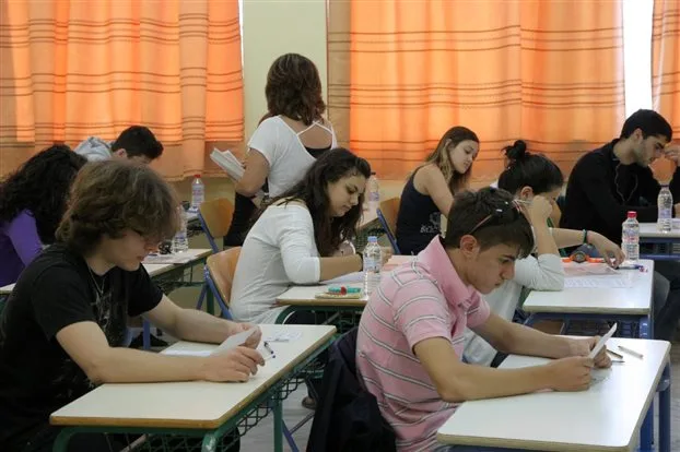 Υποχρεωτικές μεταθέσεις εκπαιδευτικών Ενημερωτικό των αιρετών στο  ΚΥΣΔΕ Νεκτάριου Κορδή & Βίκυς Αναγνώστη