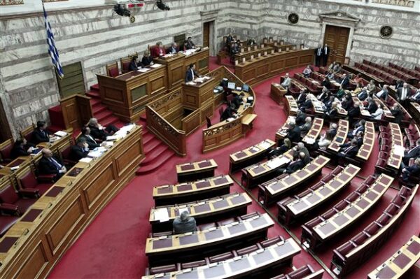 ΣΥΡΙΖΑ: Το υπουργείο Παιδείας αγνοεί το Κοινοβούλιο και την Εκπαιδευτική Κοινότητα