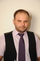 Απάντηση φοιτητή του Ανοικτού Πανεπιστημίου της Αγγλίας στα πρόσφατα νέα κριτήρια σχετικά με τις εξ’ αποστάσεως σπουδές