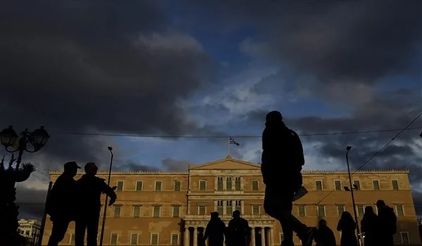 SZ: Μια πικρή αλήθεια, η Ελλάδα είναι χώρα που οι άλλοι αποφασίζουν γι’ αυτήν