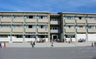 Η μετανάστευση μειώνει τον αριθμό των μαθητών στα σχολεία!