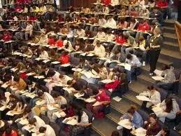Οι ‘’αιώνιοι φοιτητές’’ και η αθάνατη ηλιθιότητα…
