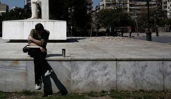 IKA: Κάτω από το επίδομα ανεργίας η γενιά των 338 ευρώ