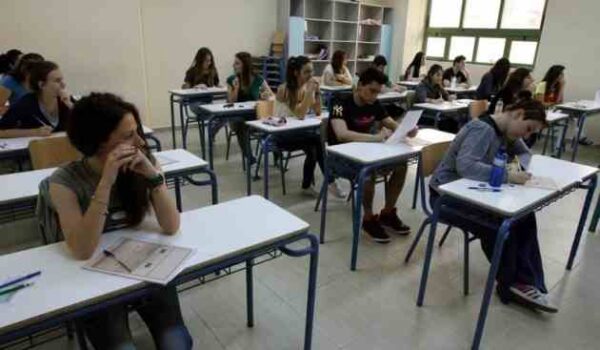Νέα σχολικά προγράμματα: Μαθητές εκτός Εκπαίδευσης και εκπαιδευτικοί στην ανεργία