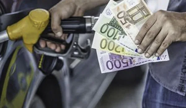 Στα ύψη έφτασε η τιμή της βενζίνης