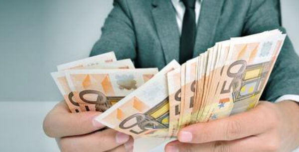 Δικαστική απόφαση – τορπίλη για ελέγχους σε λίστες Λαγκάρντ – Μπόργιανς
