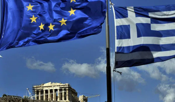 Economist: Πρόωρες εκλογές και Grexit στην Ελλάδα