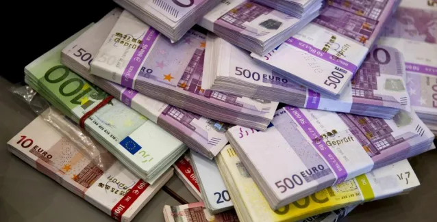 Ελεγχοι στα εμβάσματα Ελλήνων στο εξωτερικό – Τι ισχύει