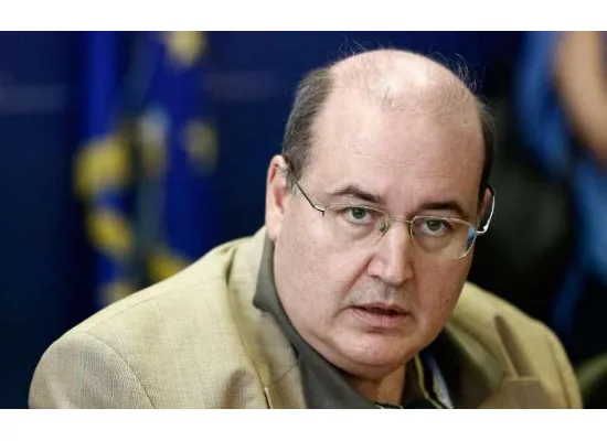 Νίκος Φίλης στο «Πρακτορείο 104,9 του ΑΠΕ»: Συνεννόηση αλλά όχι συναπόφαση με την εκκλησία