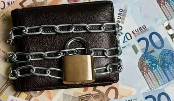 Τελικός γύρος για τον… μερικώς ακατάσχετο λογαριασμό