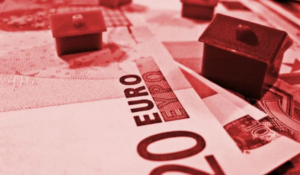 Σχέδιο για κούρεμα σε χιλιάδες κόκκινα στεγαστικά δάνεια