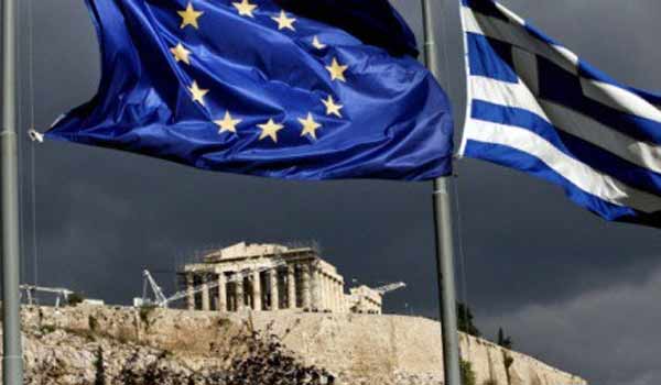 Κομισιόν: Η Ελλάδα επιστρέφει σε τροχιά ανάπτυξης το 2017