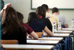 Μαθητής έβγαλε μαχαίρι σε μαθήτρια σε σχολείο της Λεμεσού