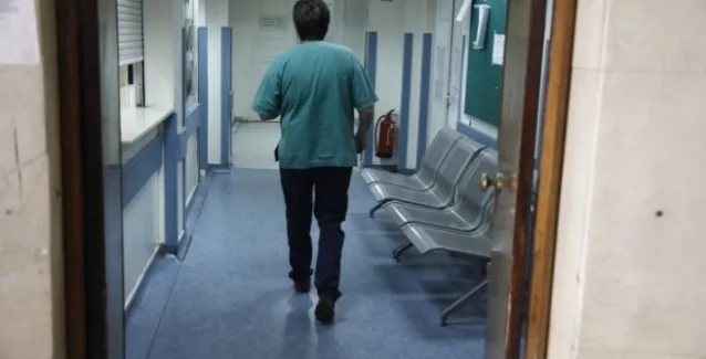 Άμεση πρόσληψη 300 μόνιμων γιατρών στις ΜΕΘ