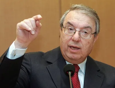 Μπαμπινιώτης για κάμερες στα σχολεία: «Ο δάσκαλος πρέπει να φαίνεται»