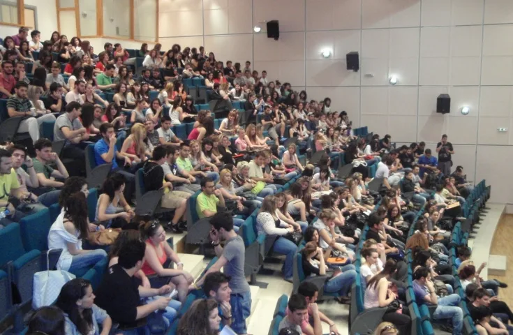 Στα πανεπιστήμια η ευθύνη για τη διαγραφή φοιτητών