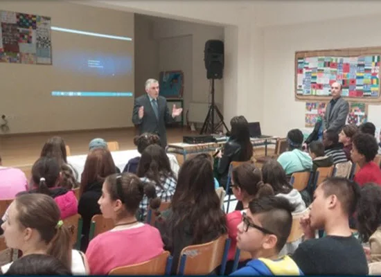 Ο Υφυπουργός Θεοδόσης Πελεγρίνης εναντίον του καπνισματος