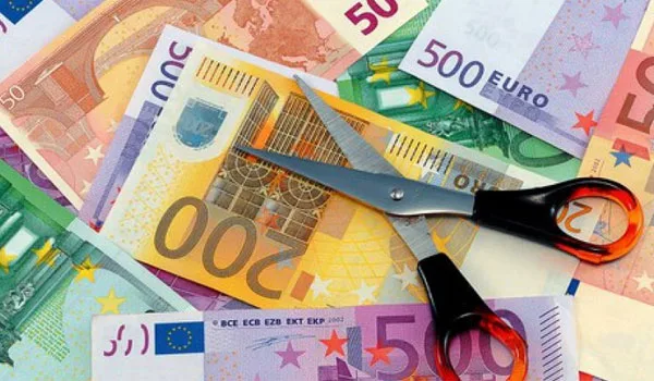 Κόφτης για τη δεύτερη σύνταξη: Ανατροπές για χιλιάδες γιατρούς, μηχανικούς και δικηγόρους