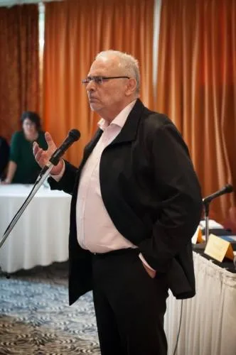 ΠΟΙΚΞΓ: Να συνεχίσουν οι τοπικοί σύλλογοι τα έγγραφα αιτήματα