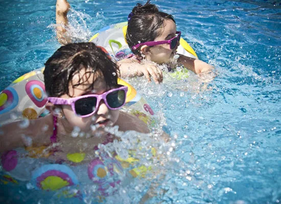Το πρόγραμμα «ΠΡΟΣΕΧΩ-ΜΑΘΑΙΝΩ-ΝΟΙΑΖΟΜΑΙ» για κυκλοφοριακή αγωγή στη θάλασσα, φέτος και στα Γυμνάσια