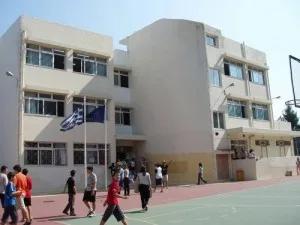 Εξιχνίαση οπαδικού επεισοδίου σε προαύλιο σχολείου