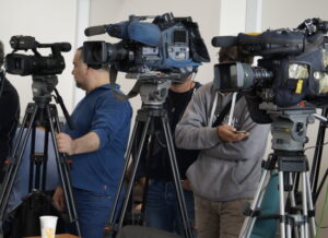 Σε απευθείας μετάδοση η κοινή συνέντευξη τύπου Σίας Αναγνωστοπούλου και Αλέξη Χαρίτση