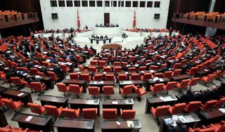 Τουρκία: Θρησκευτικό Σύνταγμα προτείνει ο πρόεδρος της Εθνοσυνέλευσης