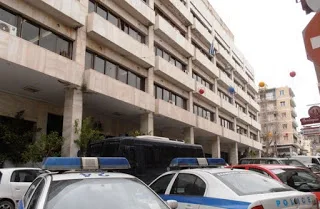 Ερευνούν για πλαστά πτυχία στην Αστυνομική Διεύθυνση Αχαΐας