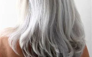 Γιατί γκριζάρουν τα μαλλιά μας;