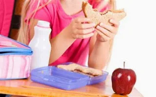 Γιατί τρίβουμε τα μάτια μας όταν είμαστε κουρασμένοι;