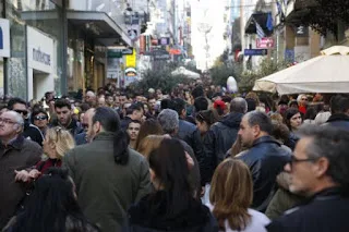 Εορταστικό ωράριο Χριστουγέννων 2016: Πότε είναι ανοιχτά τα καταστήματα