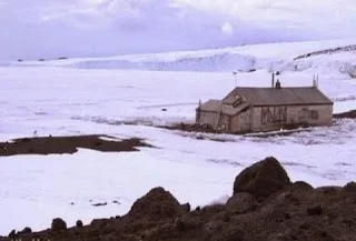 Βρήκαν ένα σπίτι στα βάθη της παγωμένης Ανταρκτικής, στους -93 °C … Δεν φαντάζεστε τι είδαν μέσα! [video]