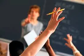 Στη βουλή τα κενά στην παιδεία ένα μήνα πριν την έναρξη των σχολείων