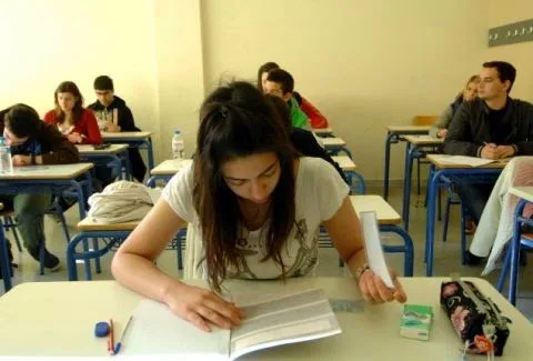 Επιπλέον ένα μάθημα στις Πανελλαδικές εξετάσεις!