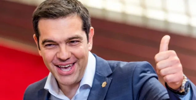 Πλήρως παραδομένος ο Τσίπρας: Δίνει και νέα μείωση αφορολόγητου προκειμένου να κλείσει τον Ιανουάριο η αξιολόγηση