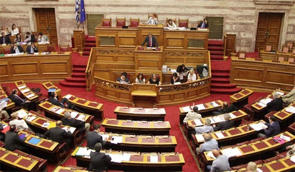 Έρχεται η αποπληρώμη εκκρεμών αιτήσεων συνταξιοδότησης