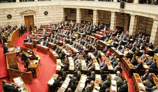 Κατατέθηκε το προσχέδιο προϋπολογισμού – Οι νέοι φόροι