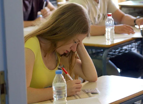 Μέχρι αυτή την Παρασκευή η υποβολή αιτήσεων για τις Πανελλαδικές Εξετάσεις