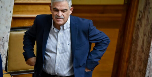 Προβληματισμός για ύποπτη μηχανή έξω από το σπίτι του Τόσκα
