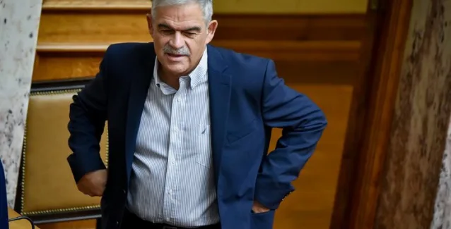 Προβληματισμός για ύποπτη μηχανή έξω από το σπίτι του Τόσκα