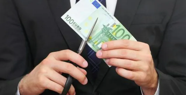 Έρχεται μαζικό «κούρεμα» έως και 70% στα χρέη των επιχειρήσεων