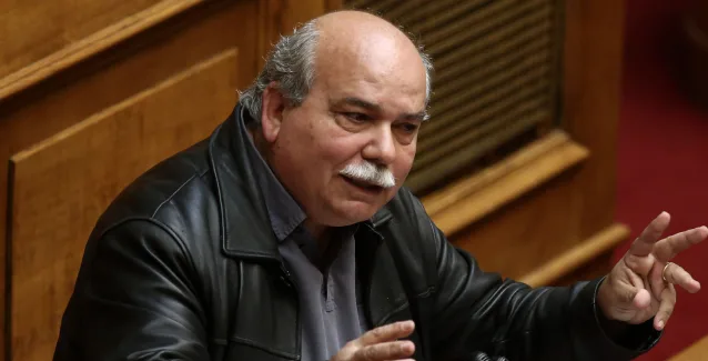 Επιστημονικές και πολιτικές ακροβασίες τα περί καταβολής αναδρομικών στους βουλευτές